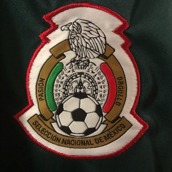 Mexico fan shirt one size fits small to medium - Picture 5 of 5